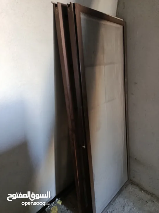 **للبيع نوافذ وأبواب  (دبل قلاص)**