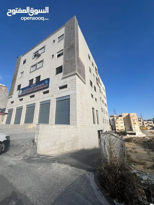 فرصة استثنائية لامتلاك مجمع تجاري متكامل في قلب عمّان