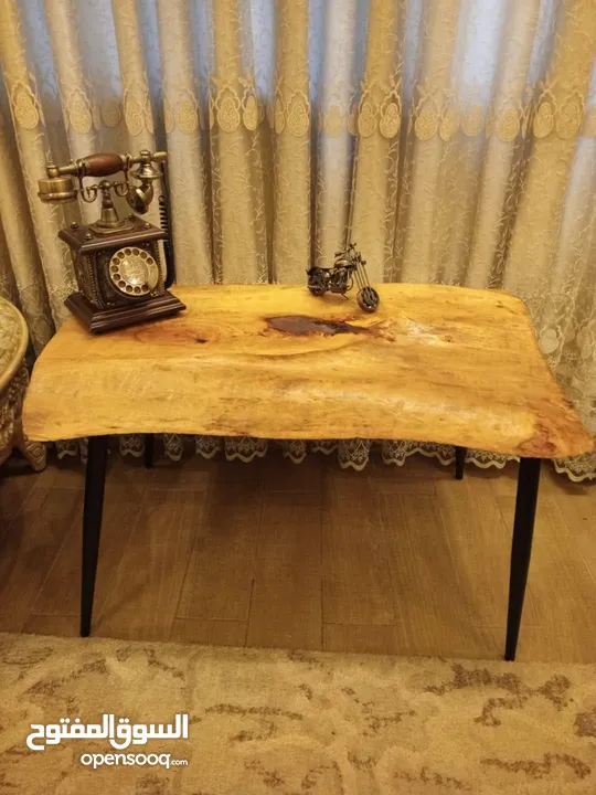 مشغولات خشبية يدوية (ترابيزات..تيبل لامب).... hand made