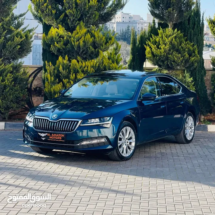 SKODA - SUPERB