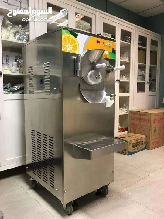 ماكينة صنع بوظة و فريزة شوكفريز