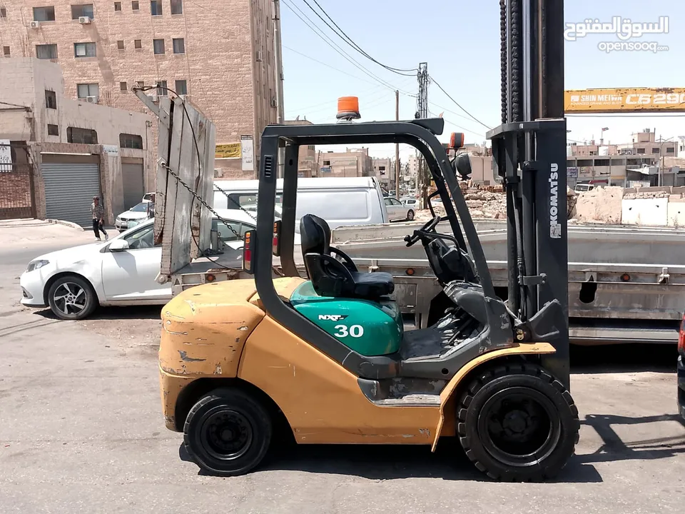 رافعه شوكيه كوماتسو للبيع