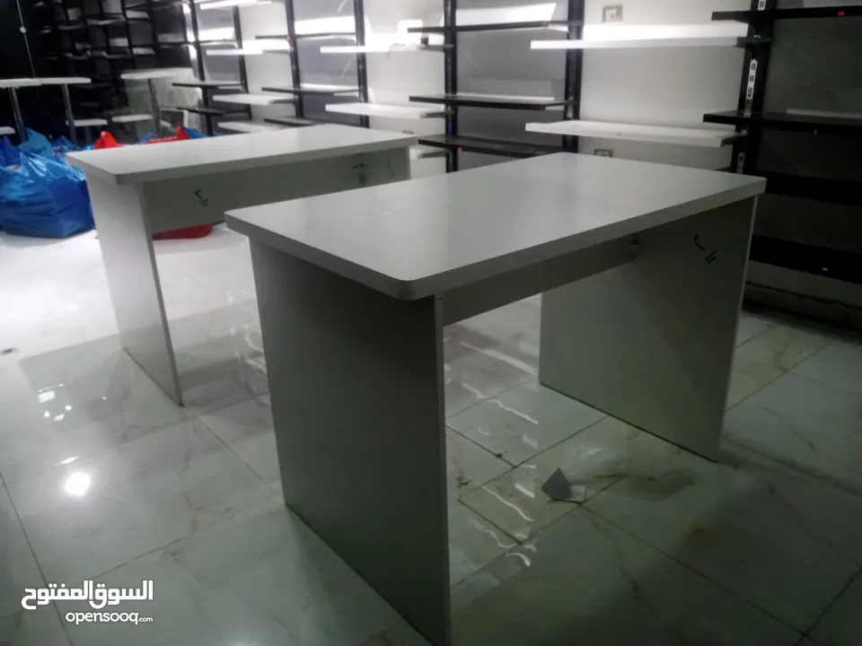 ديكور جاهز لمحل ألبسة أو حقائب بتصميم راقي وجاهزية كاملة!