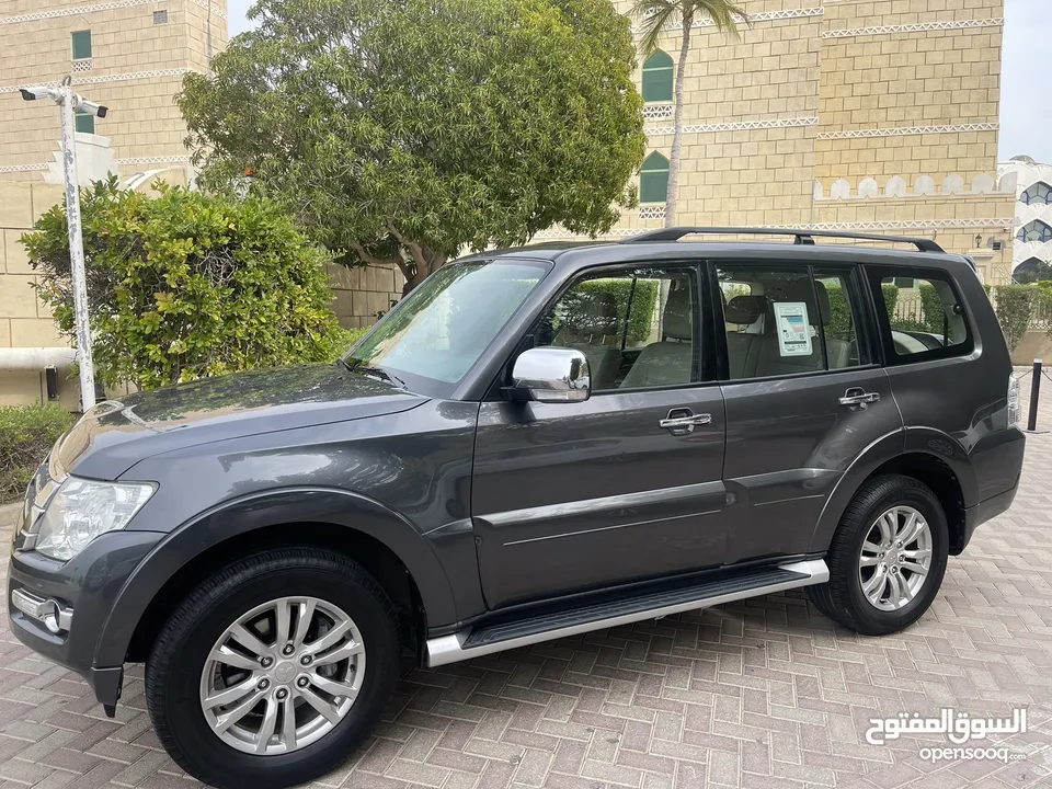 Mitsubishi Pajero 2017 (Gcc Car) 3.8 Cc Exclusive Condition