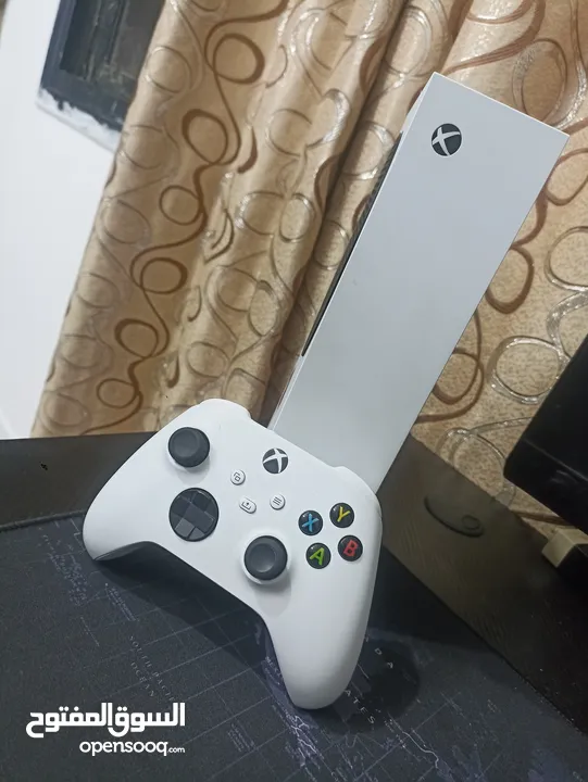 للبيع جهاز Xbox Series S