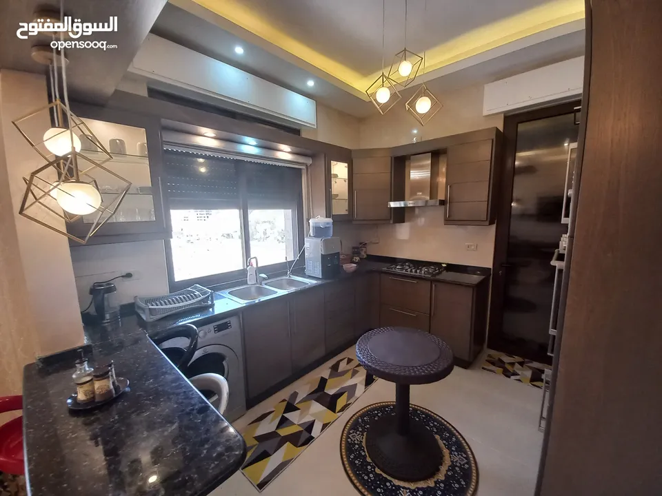 شقة مفروشة للإيجار 100م2 ( Property 16040 )