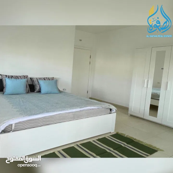 شقه مميزه للايجار تبعد خمس دقائق عن وسط