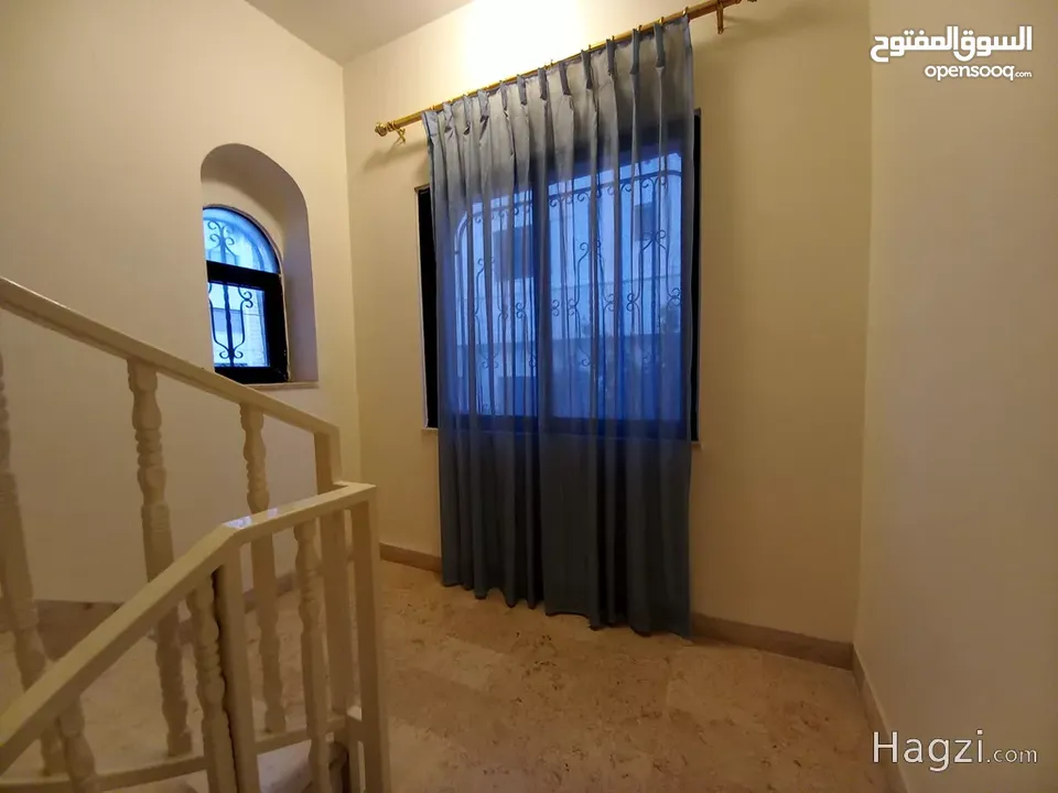 شقة غير مفروشة للإيجار 220م2 ( Property 15554 ) سنوي فقط