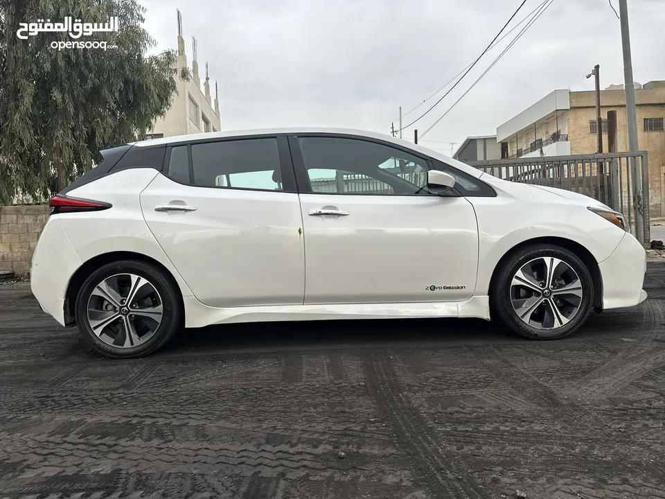 Nissan leaf sv I نيسان ليف sv