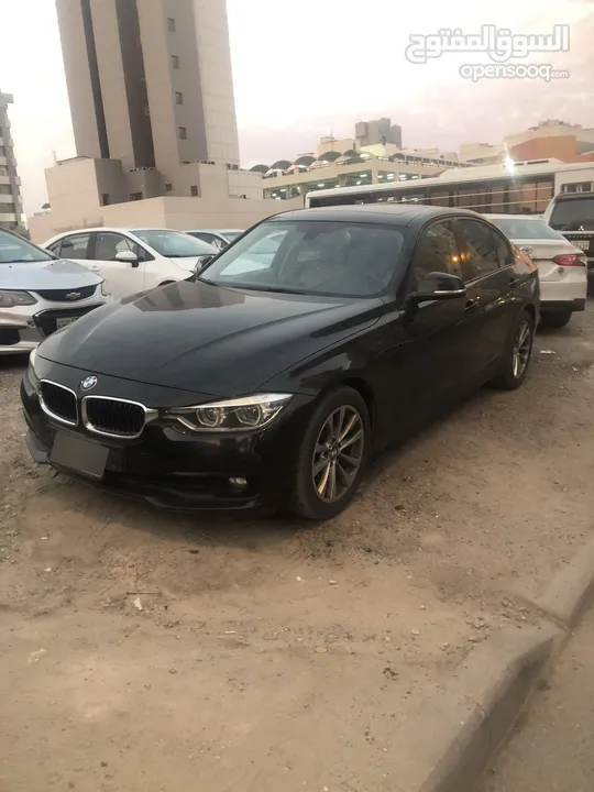 للبيع بي ام دبيلو BMW حجم320iوكاله الغانم 2016 اسود الداخل جلدبيج فل ابشن كامله الموصفات