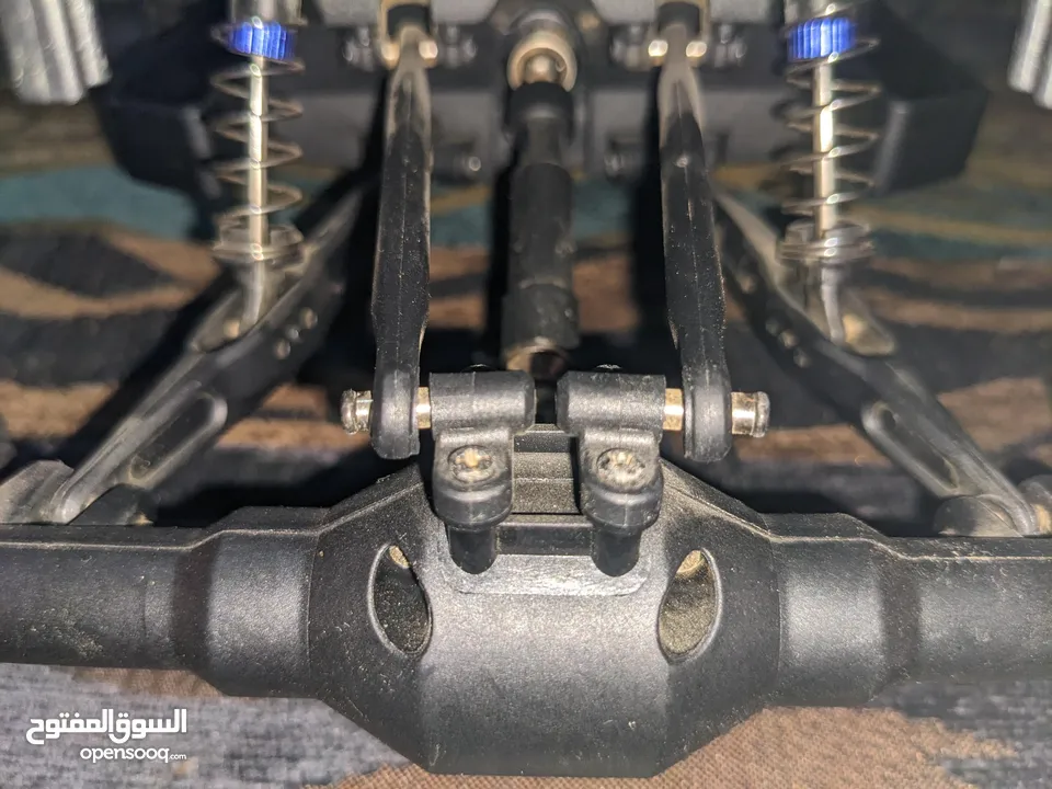 سياره ريموت كنترول للهواه ماركه weltoy  دفع رباعي 4x4 برشلس موتور scale 1/12