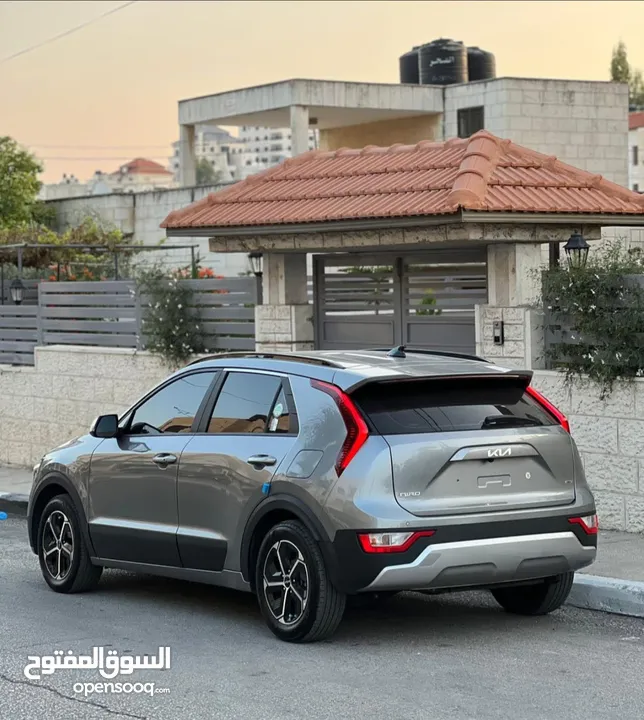 الاكثر طلبا في البلاد كيا نيرو هايبرد اقتصاديه جدا 2024 فل اضافاا ما عدا فتحه