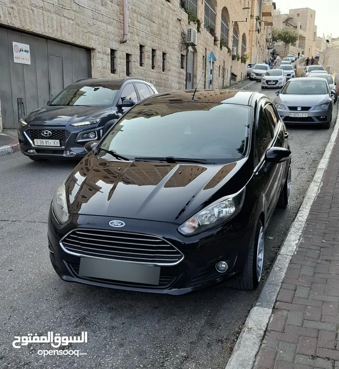 للبيع فورد فيستا