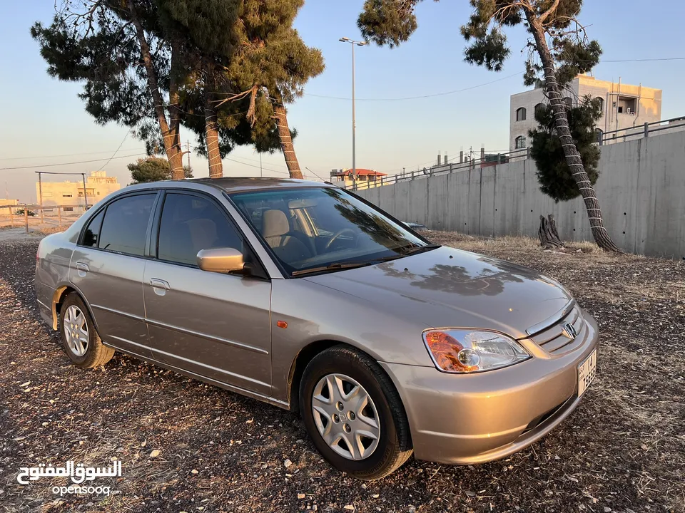 هوندا سيفك موديل 2002 جير اتوماتيك لون مميز للبيع
