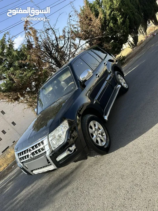متسوبيشي باجيرو 2017