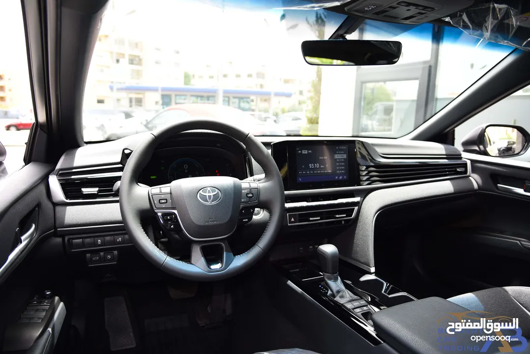 تويوتا كامري هايبرد رمادي 2025 Toyota Camry Hybrid HEV