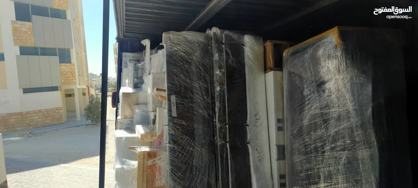 Unique Al Hoorain Packers & Movers. Local & International Moving. Complete Moving /Storage Solution