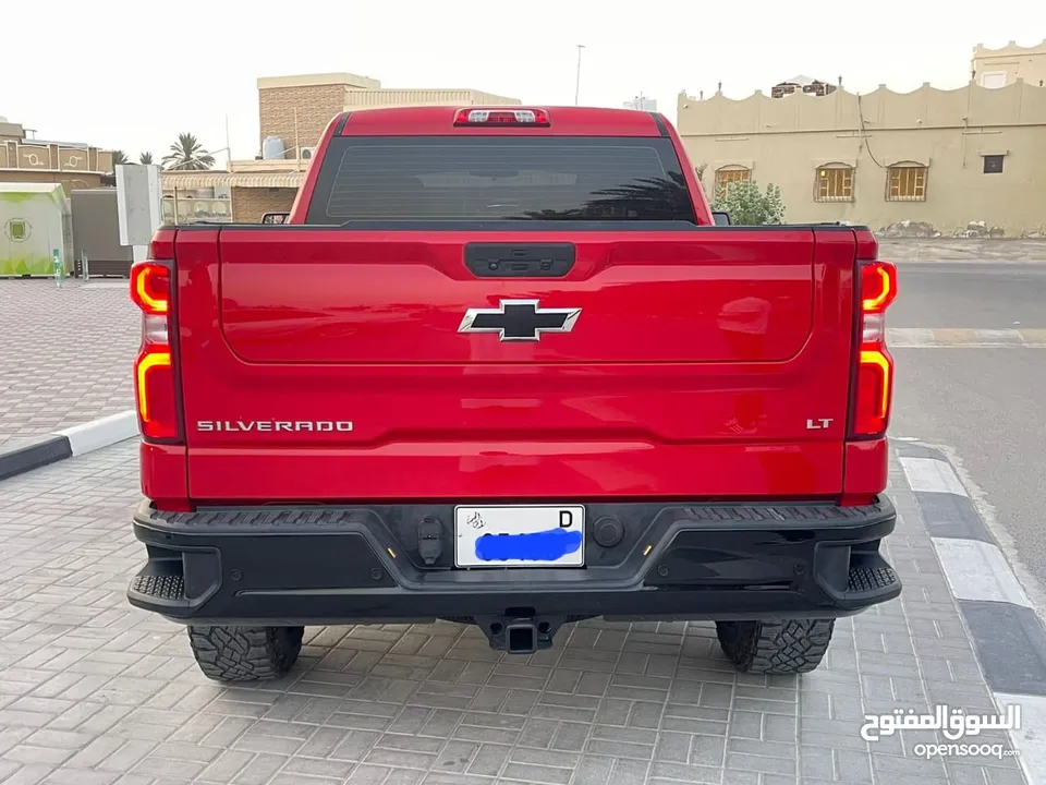 Silverado Z71 V8LT 2021 price 114,000AED