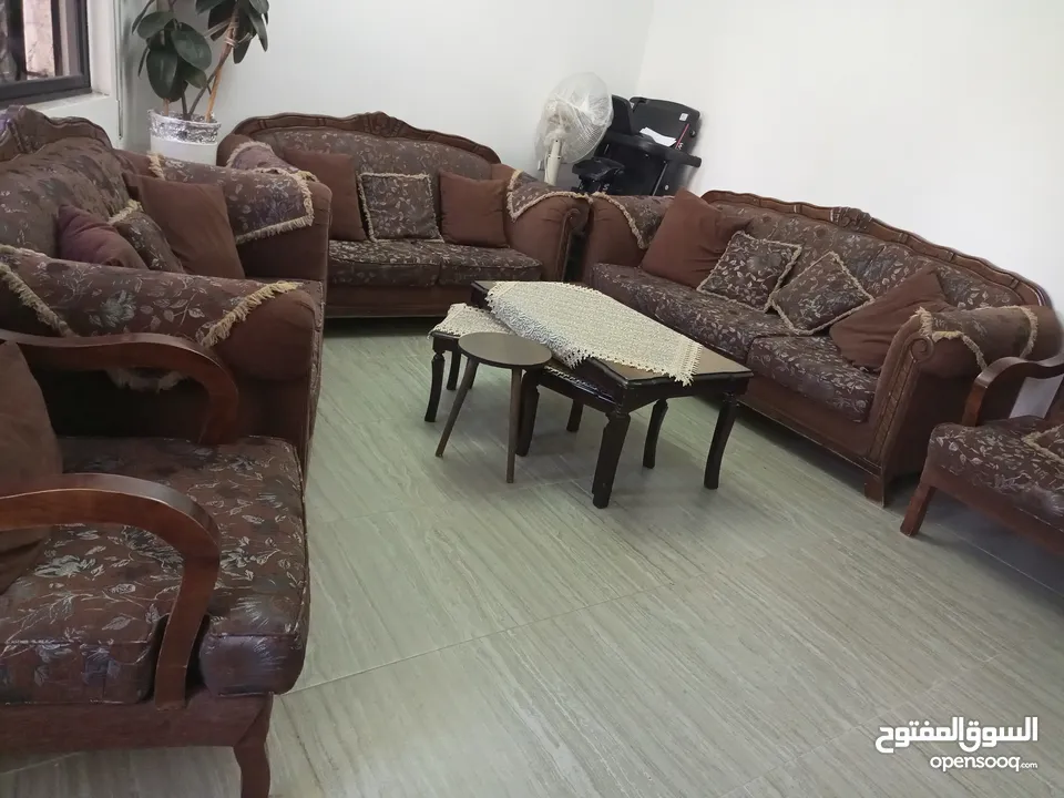 طقم كنب تسع مقاعد تفصيل