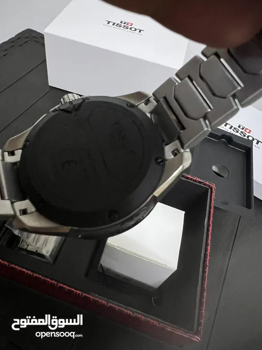 ساعة Tissot T-Touch Connect Solar تيتانيوم بحال الجديد