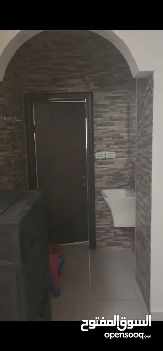 شقة طابق اول