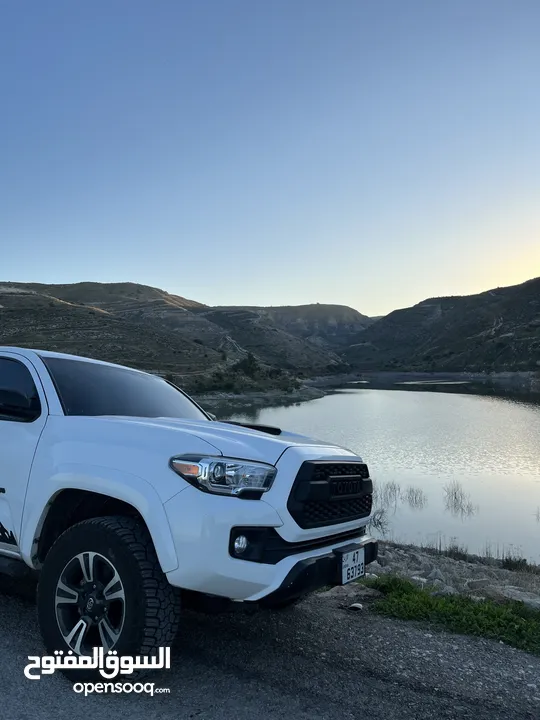 !!!!!!  بسعر حرررررق !!!!!!! Toyota tacoma 2017 TRD Sport 2WD