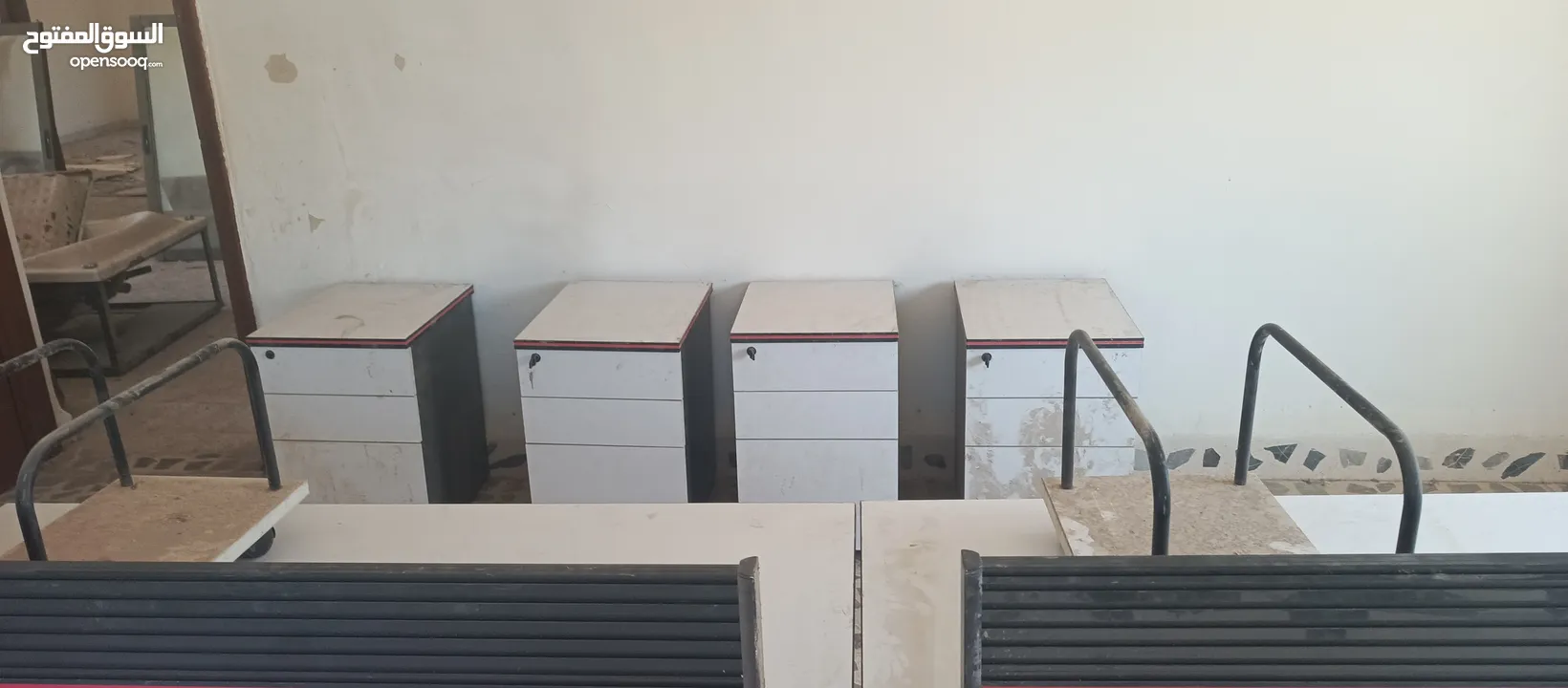 طاولة اجتماعات