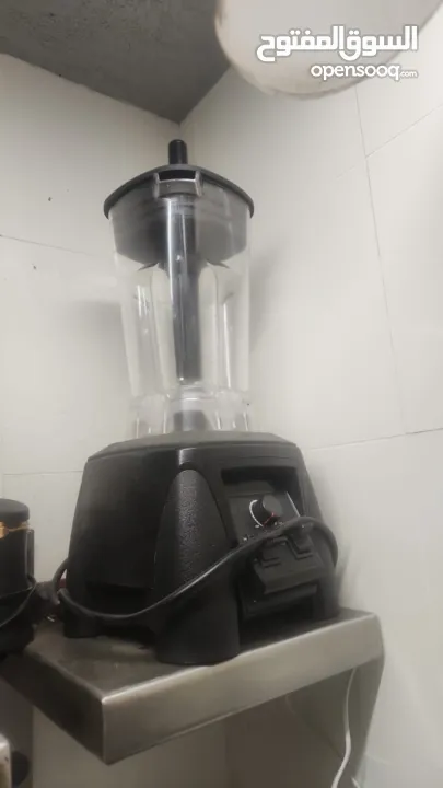 معدات مطعم شبه جديد