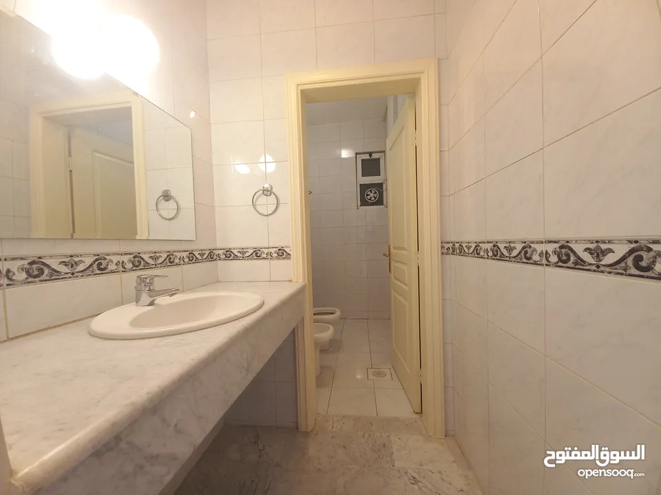 Unfurnished Apartment For Rent In Deir Ghbar  ( Property 34720 )-174813150