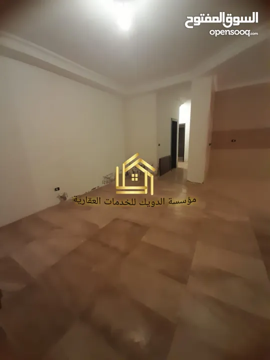 شقة مميزة في منطقة خلدا 200م
