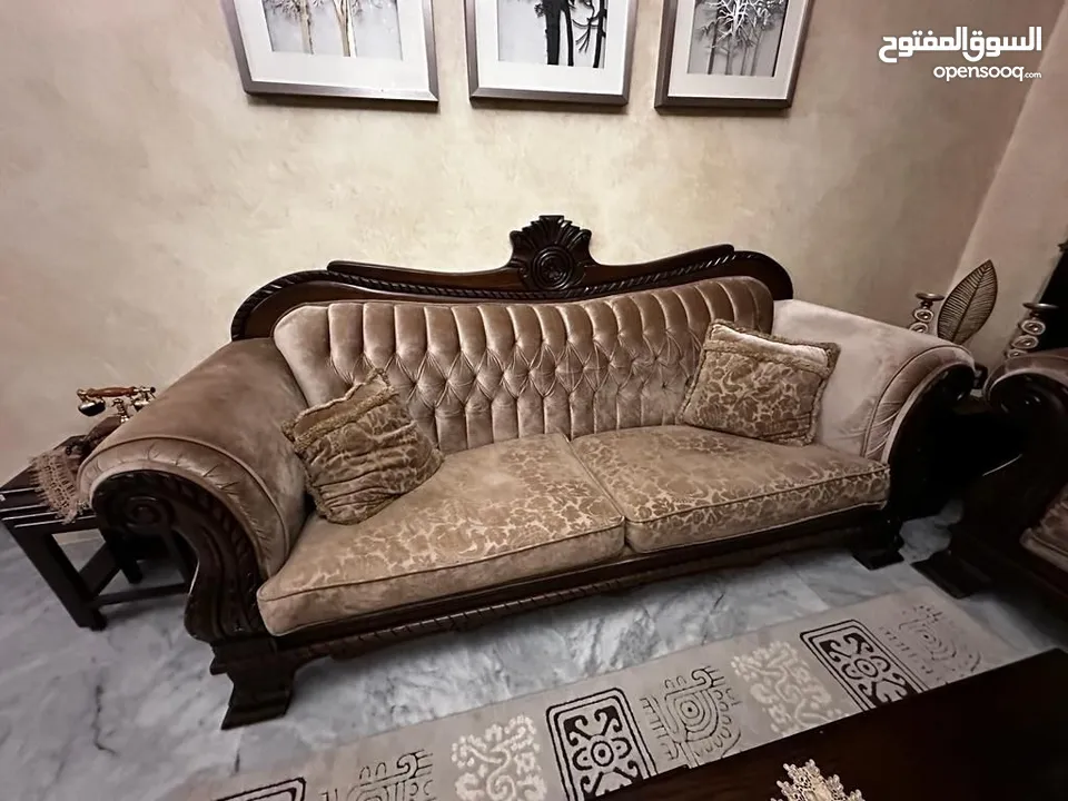 غرفة ضيوف بحاله جيده