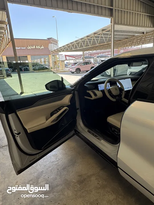 سونك ال BYD 2023 ماشيه فقط 12 الف كياو متر
