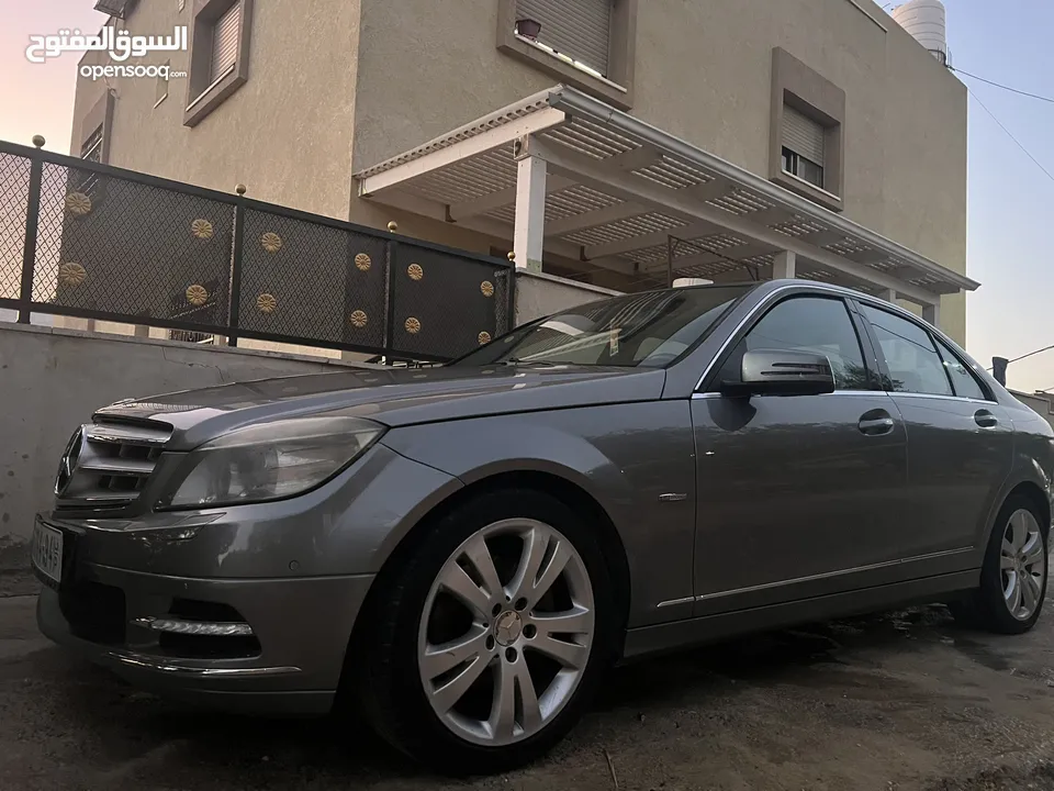 1800 C200مرسيدس