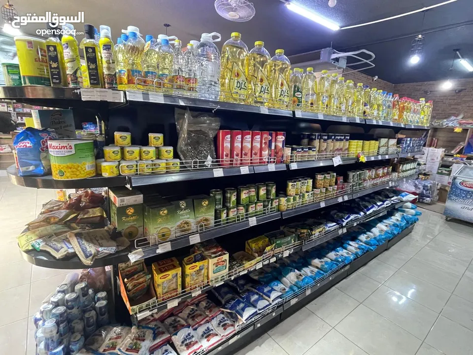 سوبرماكارت 4 ابواب للبيع