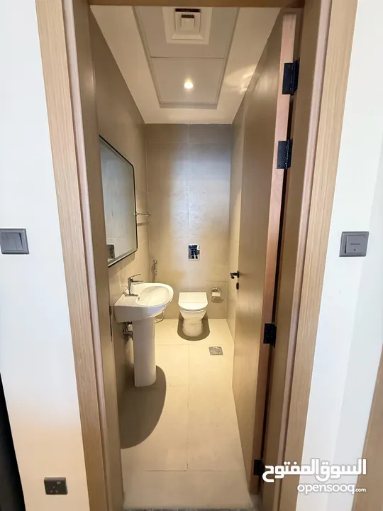 مشروع الكريك تاورز(Creek Towers)