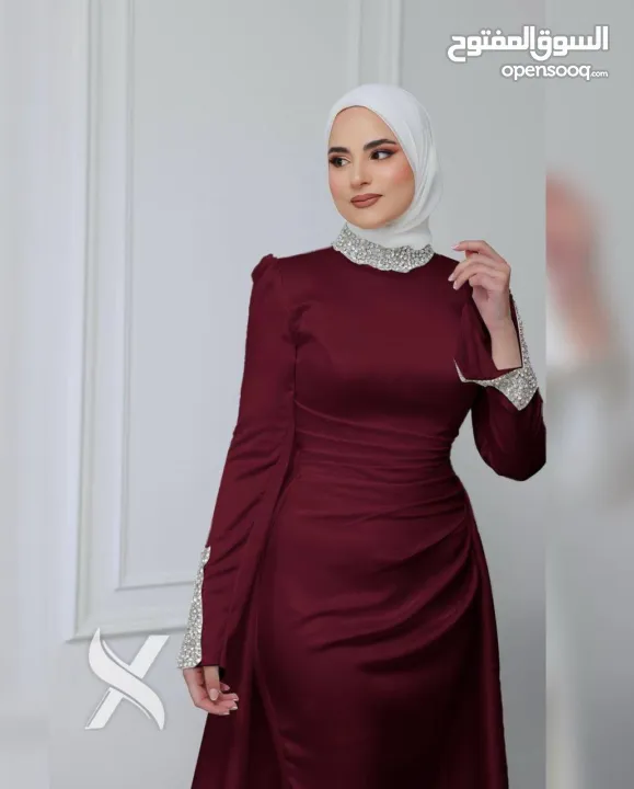 فستان المناسبات الملكي