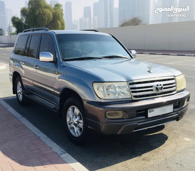 2005 GCC TOYOTA LAND CRUISER - FAMILY OWNED