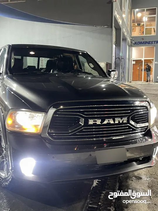 2015 Dodge Ram 1500 5.7cc فحص كامل دهان جديد