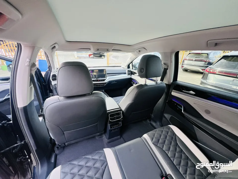 ‏          Volkswagen ID6 2022 Cruzz pro عدادات قليلة