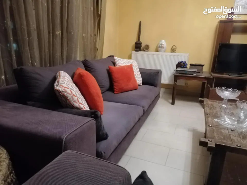 طقم كنب موديل امريكي مريح جدا و سعر مغري