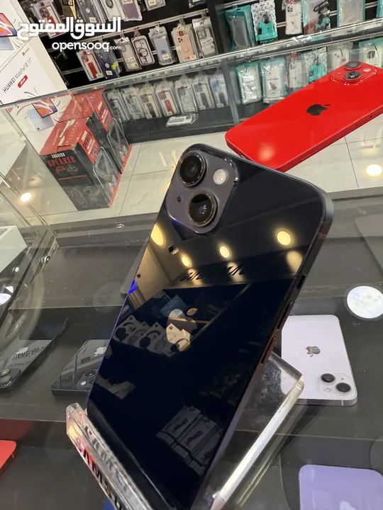 iPhone 14  128GB بطارية 90% الجهاز بحال الوكالة مش مفتوح ولا مغير فيه اي اشي متوفر لون احمر و اسود