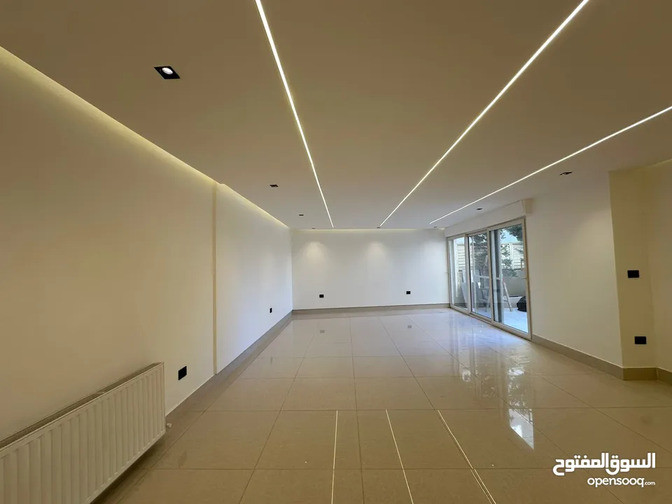 شقة شبه مفروشة في منطقة عبدون ( Property 40234 )-174856710