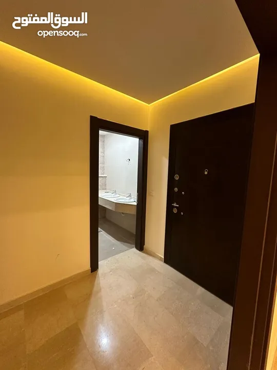شقه مميزه للايجار مفروشه