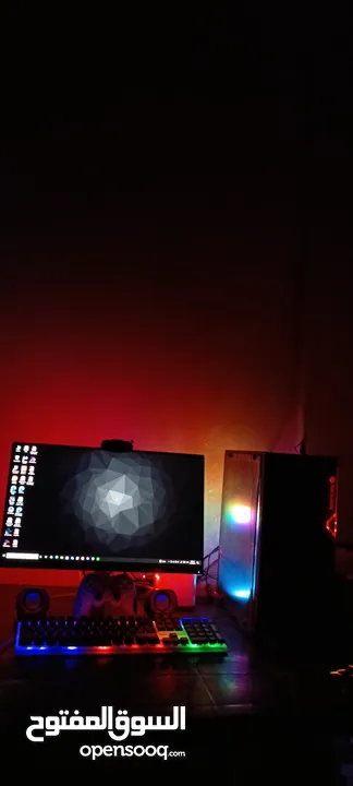 كمبيوتر لينوفا core i5 4460 الجيل الرابع جيمنج بستحمل جميع الالعاب  بحاله جديد استعمال خفيف