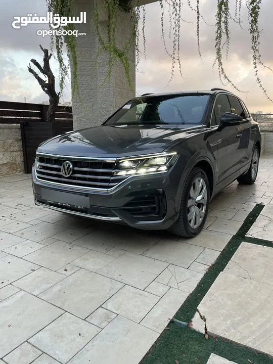 طوارق 2019 ار لاين فل الفل بحالة ممتازة جدا دهان الشركة للبيع