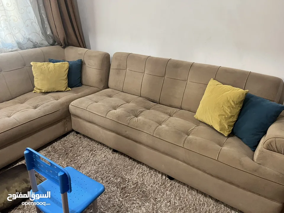 كورنر حرف L مستخدم للبيع