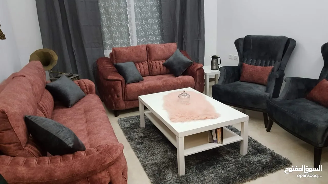 طقم كنب تركي  7 مقاعد بحال الوكالة موديل حديث