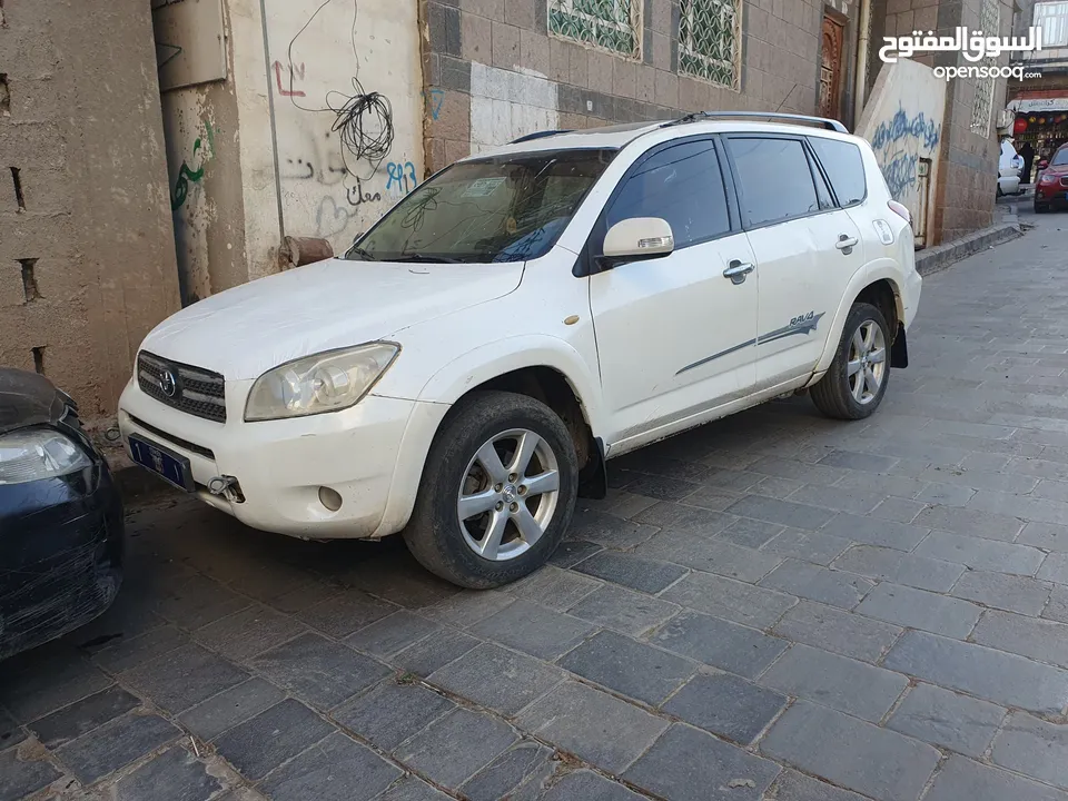 سيارة رافور RAV4 فل كامل أربعة بستون 2007 توماتيك 18 الف سعودي