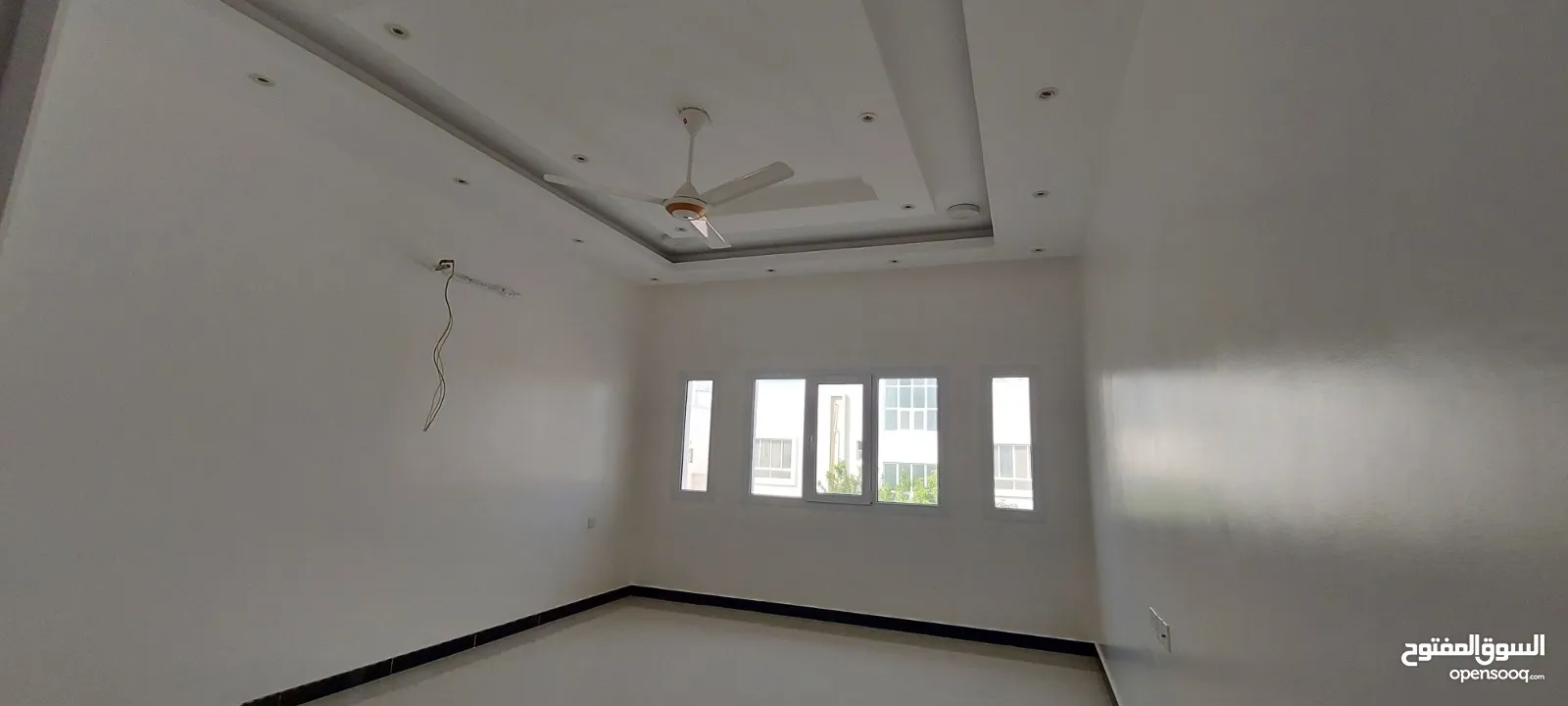 Comfy 5 BR villa for sale in Al Hail North Ref: 625H