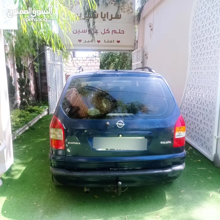 اوبل زافيرا 2004 للبيع